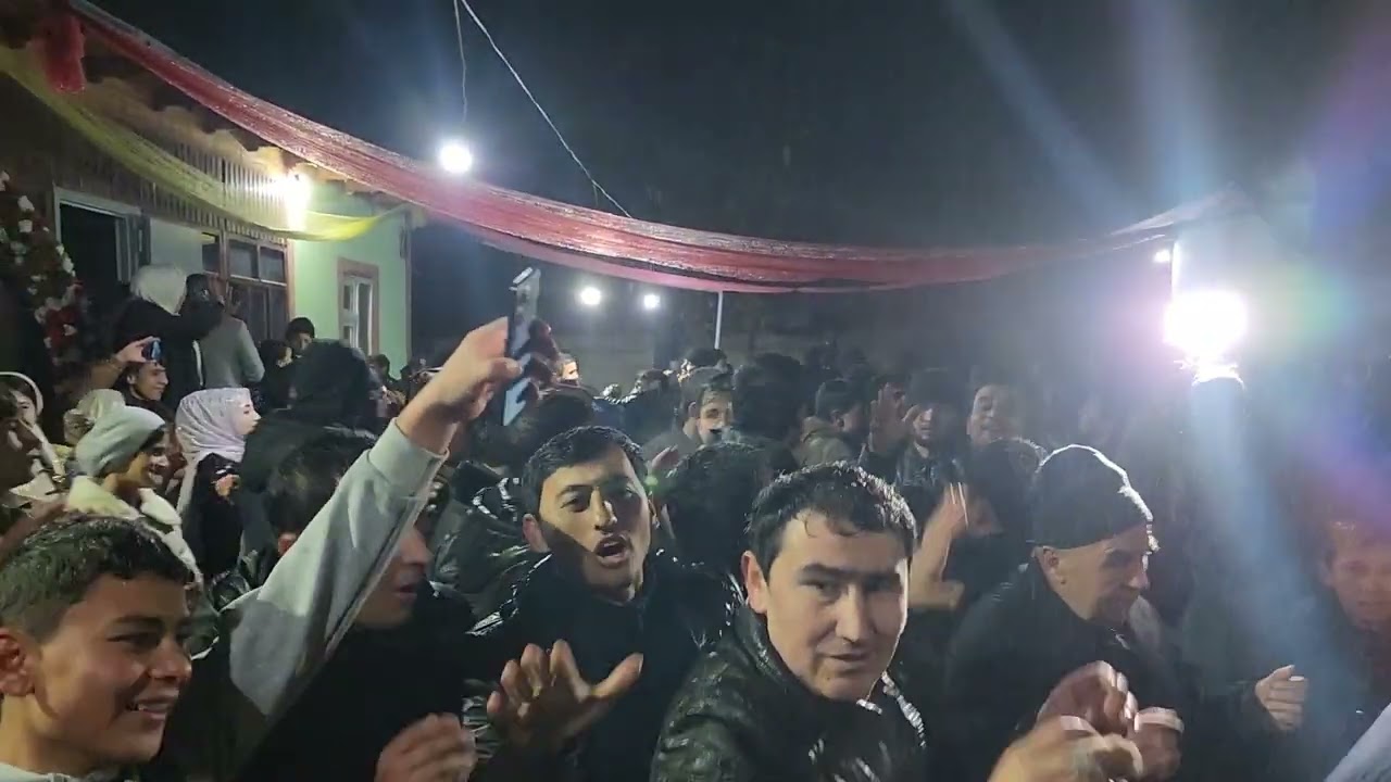 БАЗМИ ГИЗАЛА ДАР ТАГИ БОРОН ТО ШАБАХАЙР АЗ ҶОНИБИ УСТОД ХАЙРИДДИН БОЗОР 