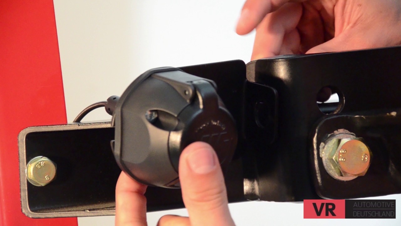 AUTO-HAK flanged towball
