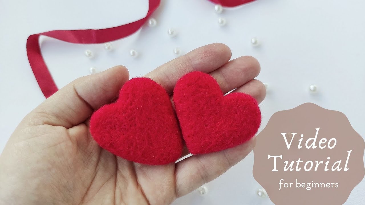 Needle felting tutorial red hearts Valentine's Day DIY