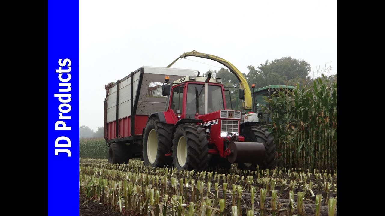 Mais/2015/John Deere 5830/International/Harvesting maize/Maish&auml;ckseln/Maishakselen/Kneusploeg/Putten