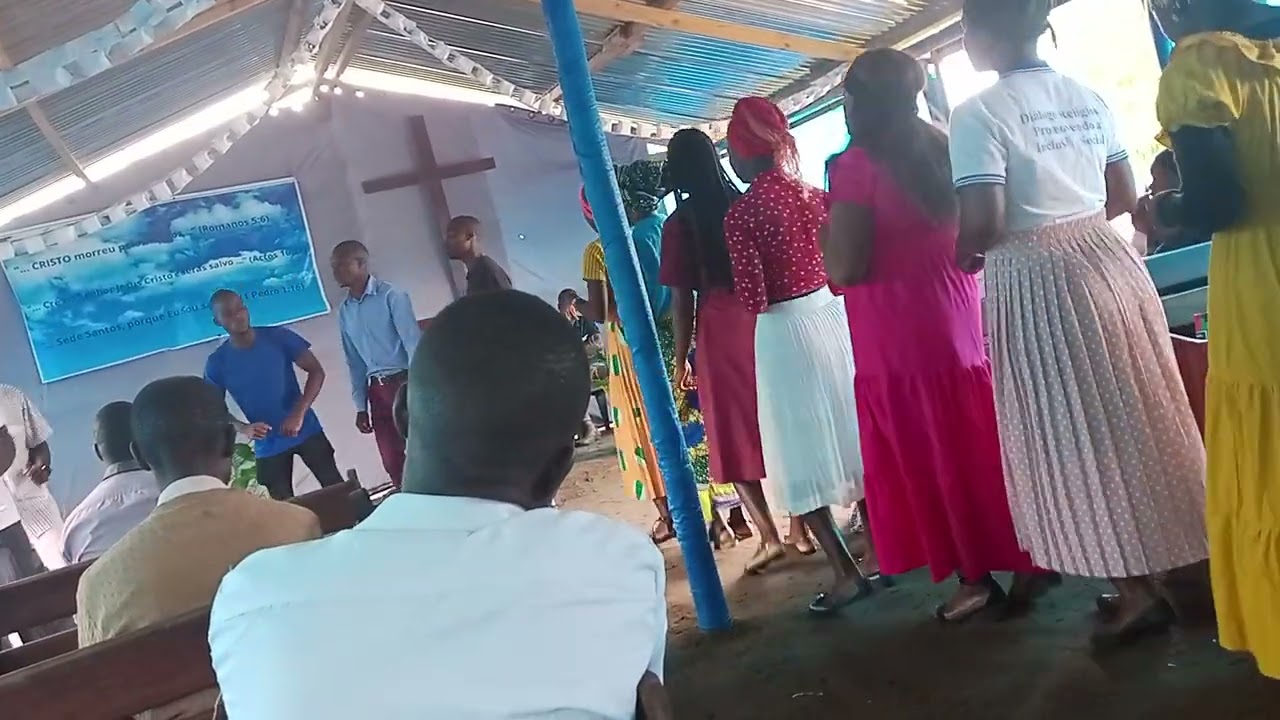 Eu levarei a minha cruz: jovens da katembe zona 05 Maputo 