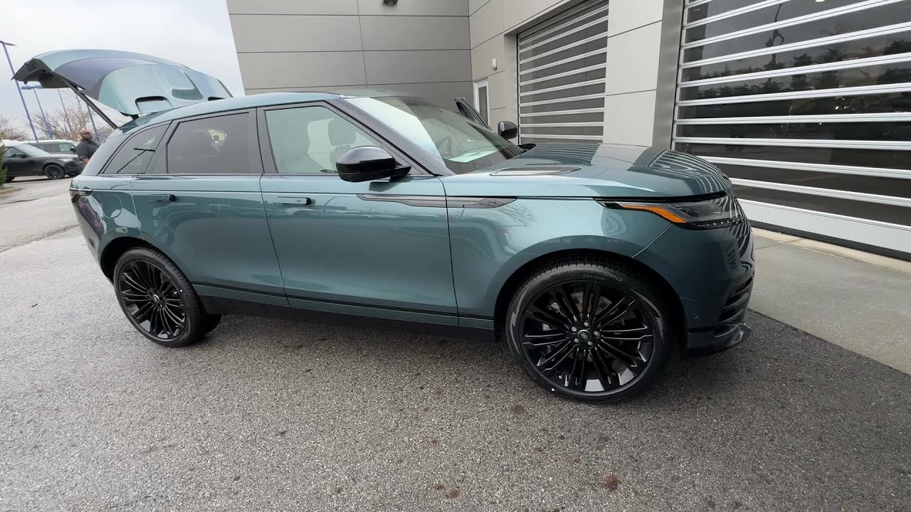2026 Land Rover Range Rover Velar Dynamic SE STK# JR832401 Columbus, Dublin, Westerville, Bexley