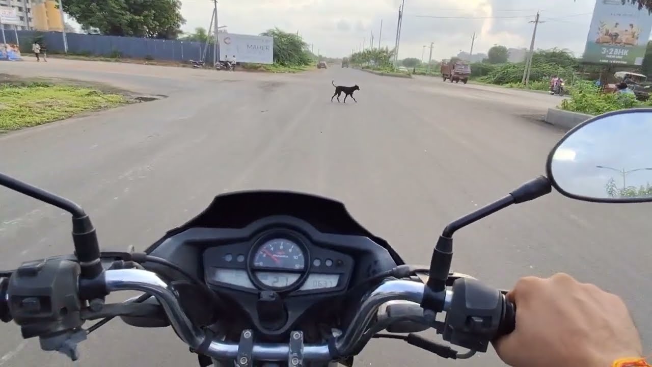 Exploring Shela VIP Road | Peaceful Bike Ride to Hanumanji Temple 🙏 | Ahmedabad