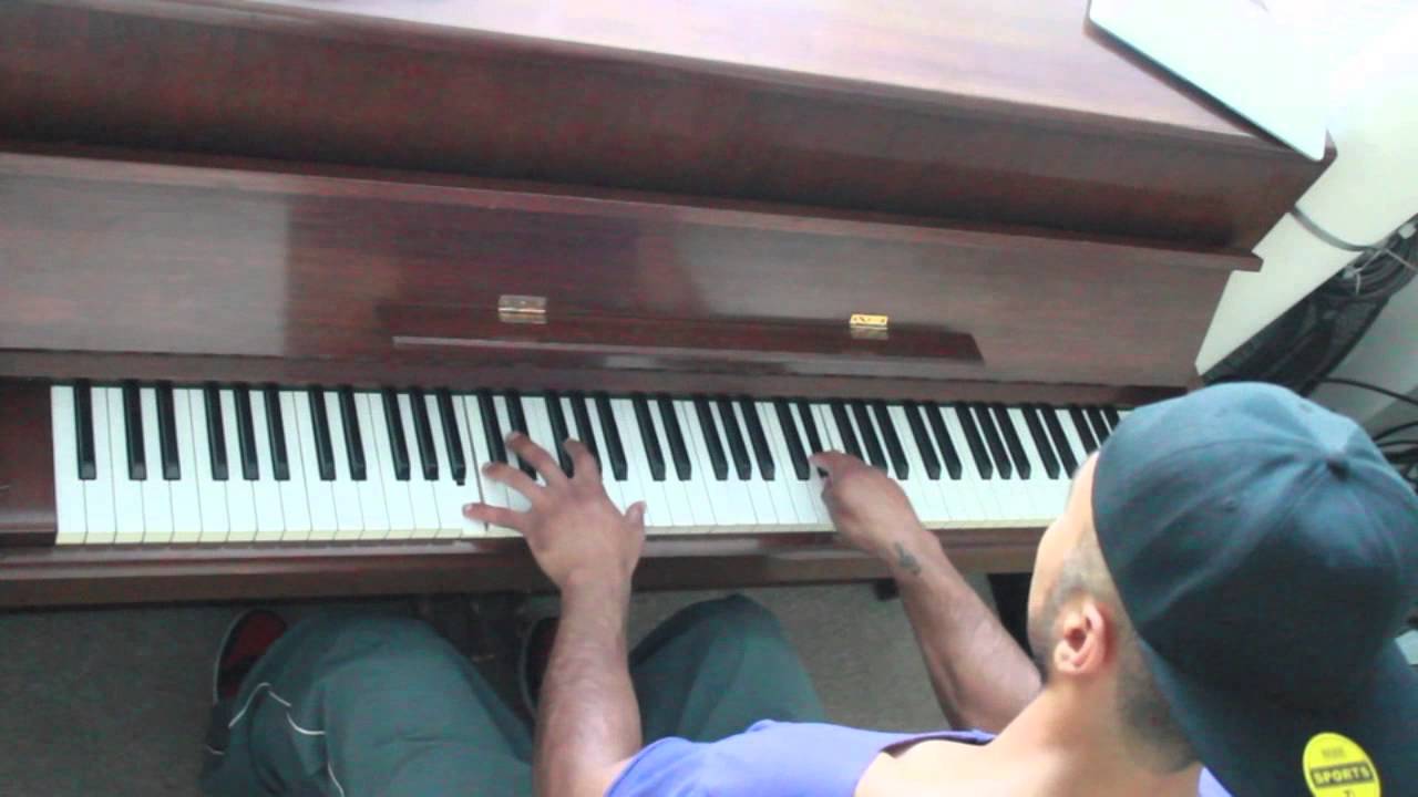 Daddy Yankee - Sígueme y Te Sígo (Piano cover) by Ed Ward M