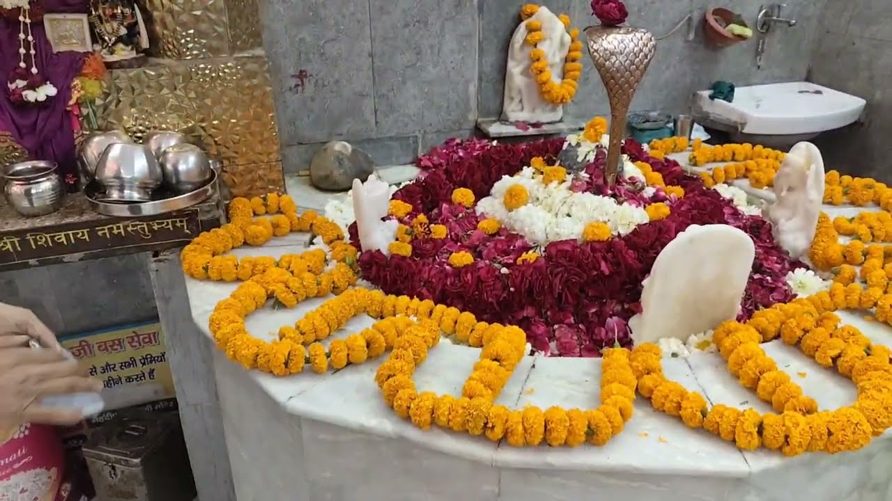 ऐसा सिंगार किसने किया हो गया हंगामा