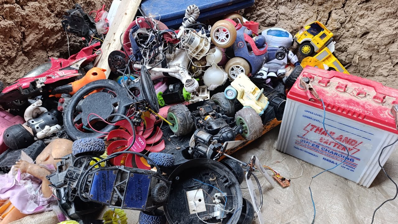 Breaking broken and intact toys and control machines