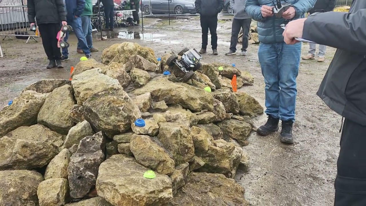 Kent RC rock crawlers Headcorn Aerodrome winter season RC Crawler comp class2 final #rc #rccrawler 