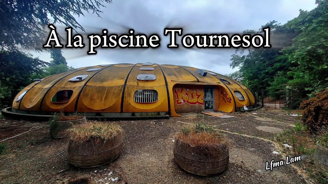 Quand le petit Charles des années 1950 s'invite à la piscine Tournesol (à l'abandon depuis 2023).