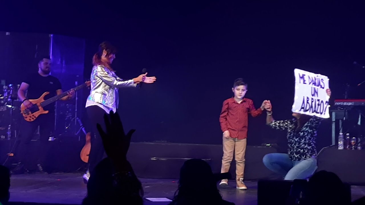 Vanesa Martín y Valentino ¿Me darías un abrazo? | Córdoba, 09.06.2019