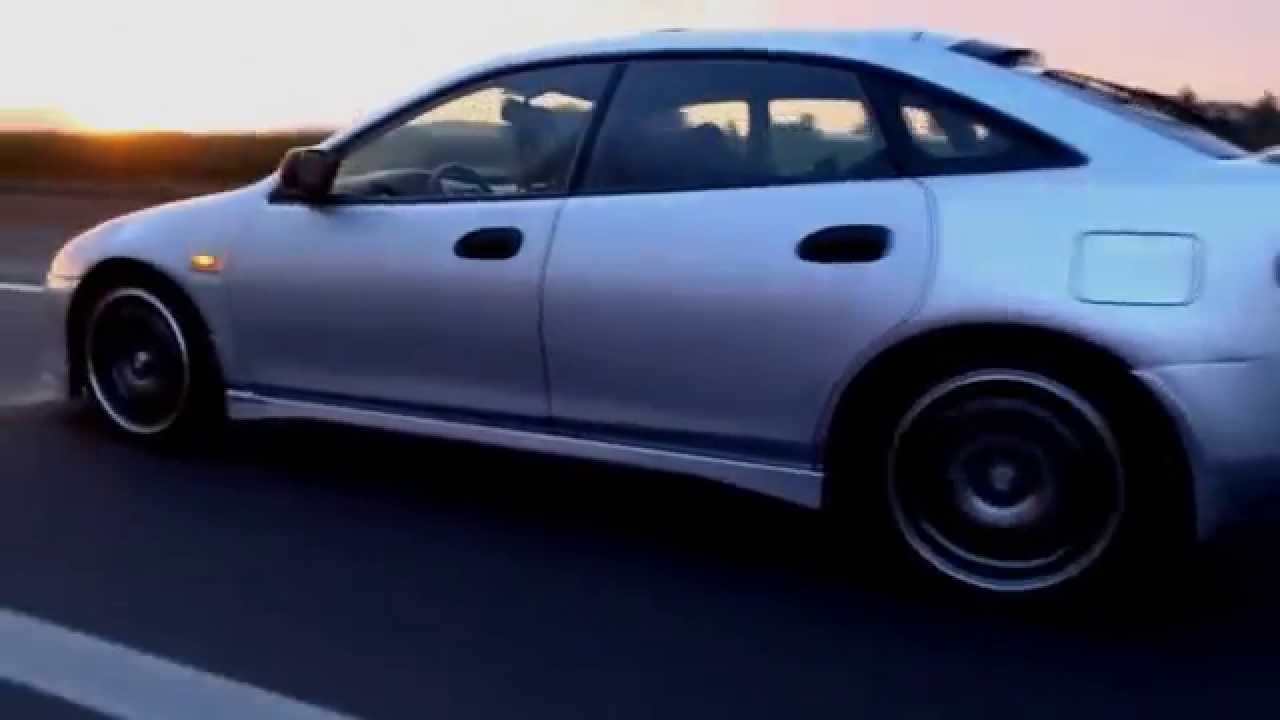 Club Artis Hatchback 323FBA CHILE