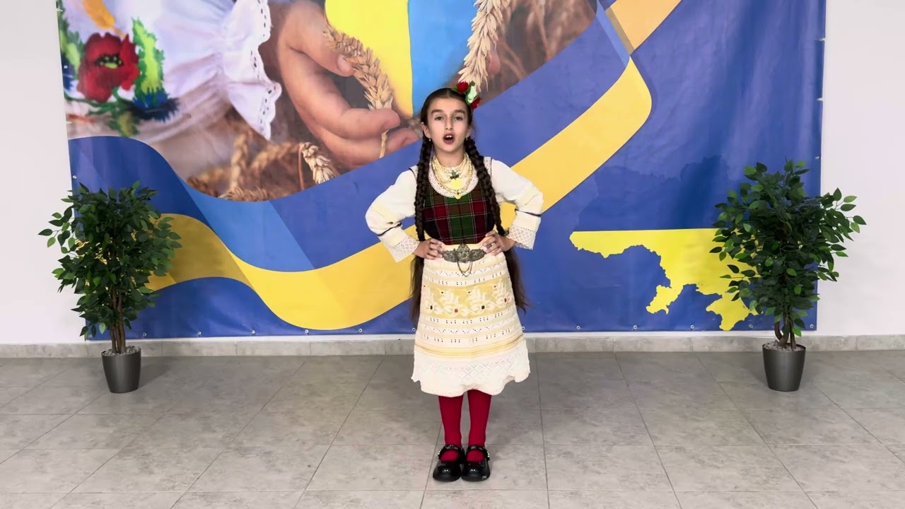 Вікторія Тодорова, 9 років. Болгарська народна пісня «Никола левент войвода».