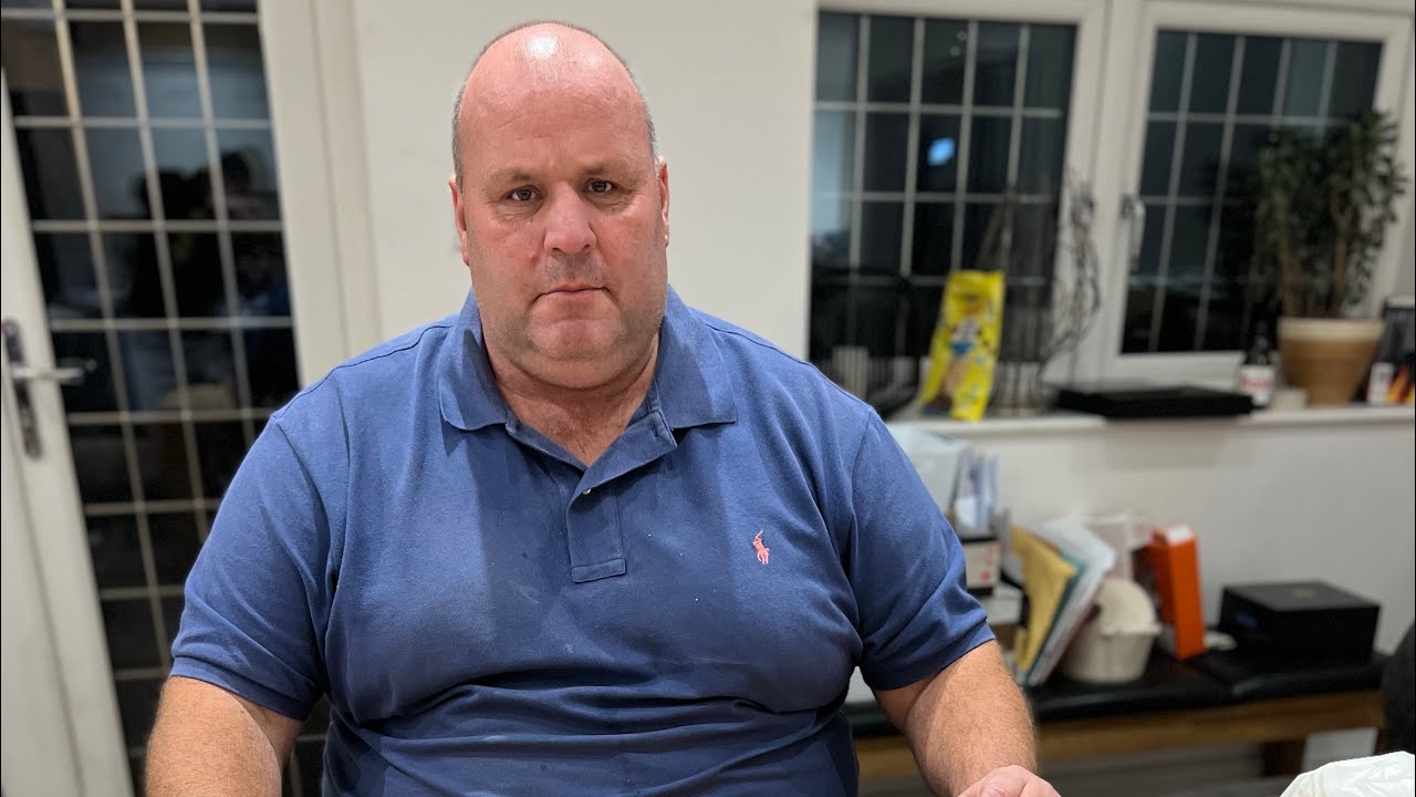 BIG JOHN HAS A MEGA CHINESE AND A MEGA PINT 🥡🍺