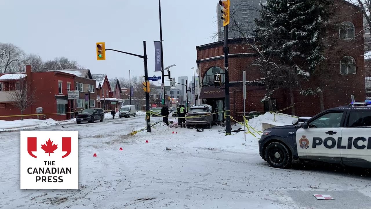One dead, four hurt after car hits Ottawa building