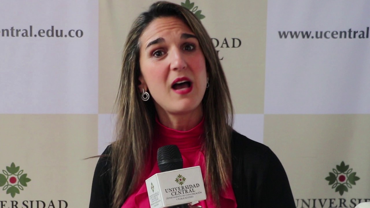 Yaneth Giha - Ministra de Educaci&oacute;n