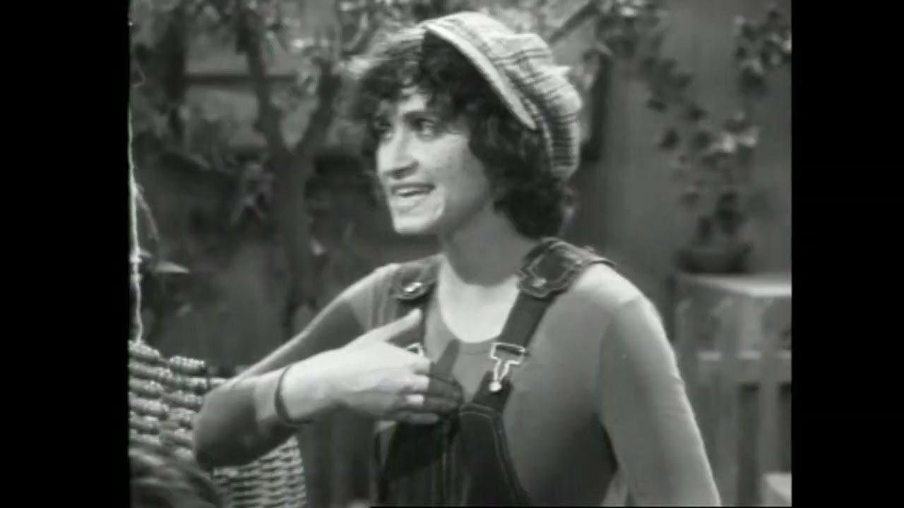 בחנות של פיסטוק - מתוך רגע עם דודלי