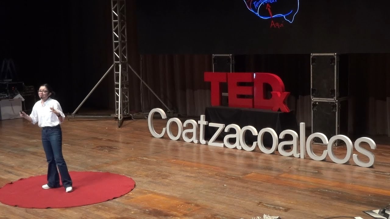 De la abstracci&oacute;n a la emoci&oacute;n: El arte y las neurociencias | Simone&eacute; Cruz | TEDxCoatzacoalcos