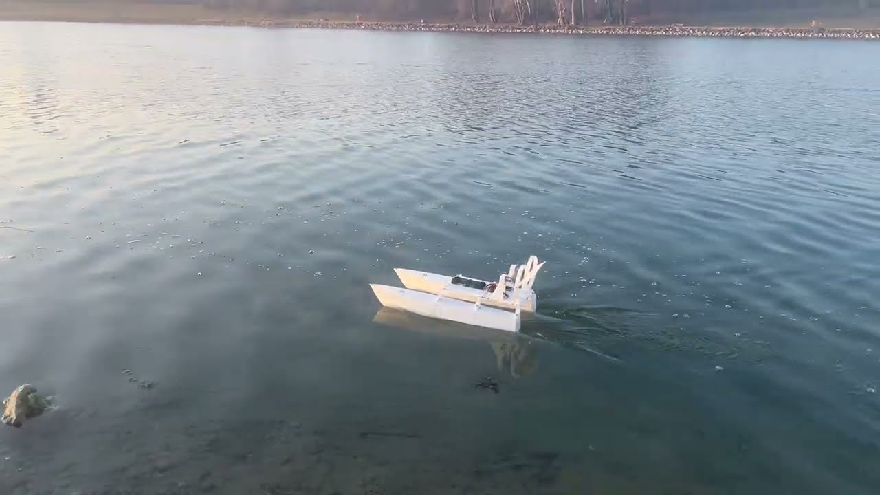 3D printed Twin Prop RC Catamaran - hulls with fins (nearer field of view)