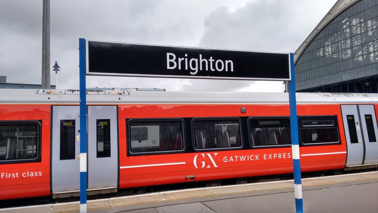 Gatwick Express (Class 387): Brighton to London Victoria (via Gatwick Airport)