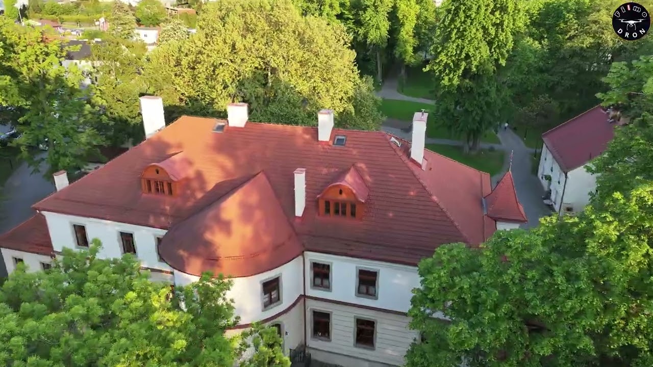 Kozy i Plac &ndash; widok z drona | Malownicze ujęcia z lotu ptaka| 4K