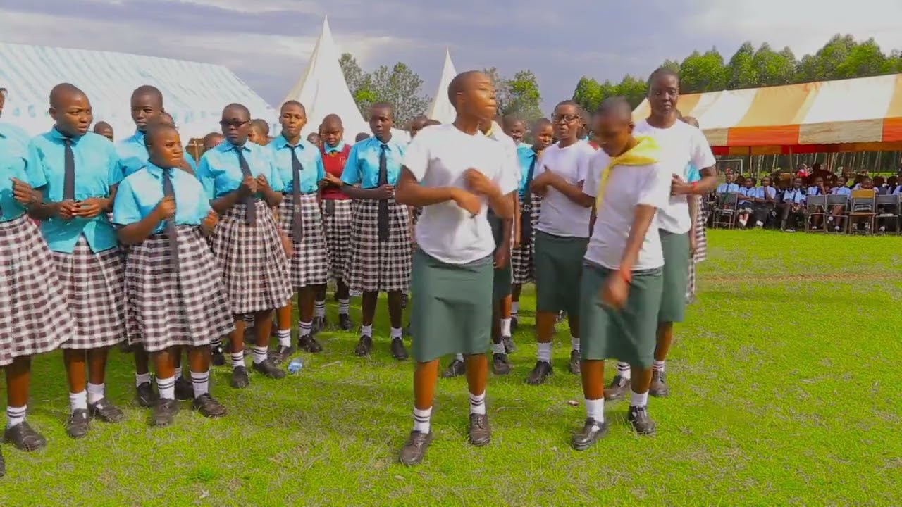 AYORA MIXED SECONDARY SCHOOL PERFORMING LIVE AT RIOKINDO HIGH SCHOOL