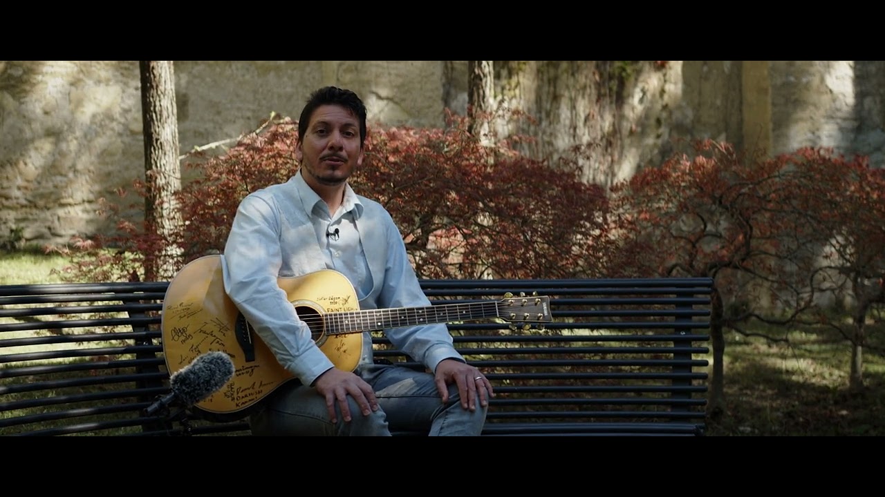 For Bert Jansch: Andrea Valeri (Bergamo) plays The Late Night Blues