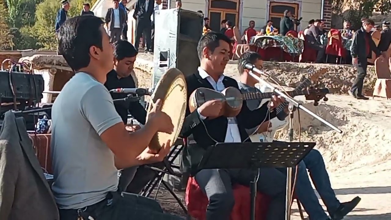 Ò'shorlik yosh san'atkor Bekzod Haydarovdan klassik qo'shiqlar to'plami.