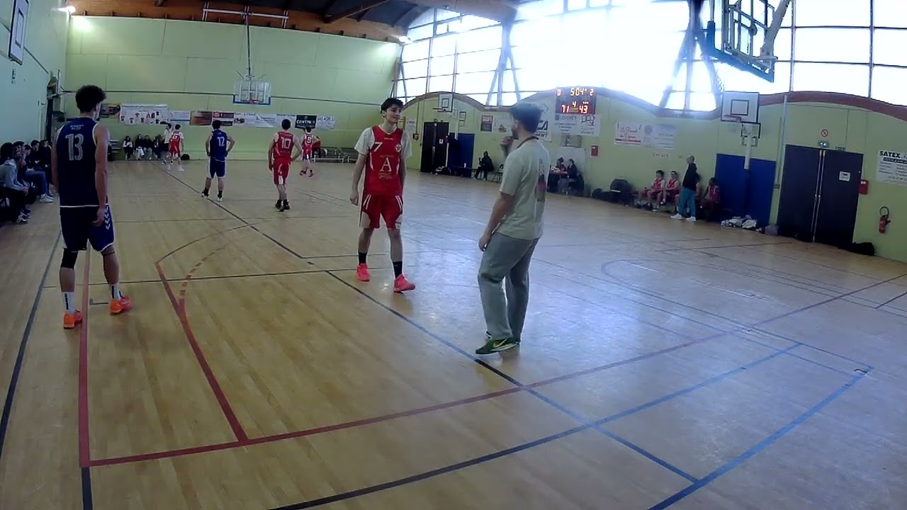 080226eysinesU21 2 4