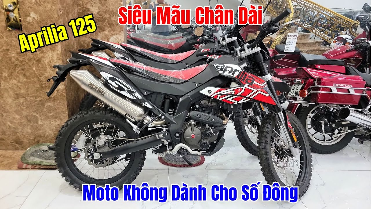 Mẫu Moto Không Dành Cho Số Đông Cào Cào Aprilia 125 Siêu Mẫu Chân Dài