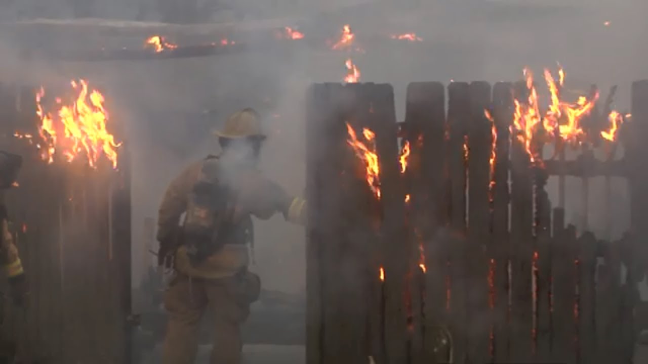 City Of Miami Fire Rescue Saves House From Huge Flames During Structure House Fire Knock It Out Fast