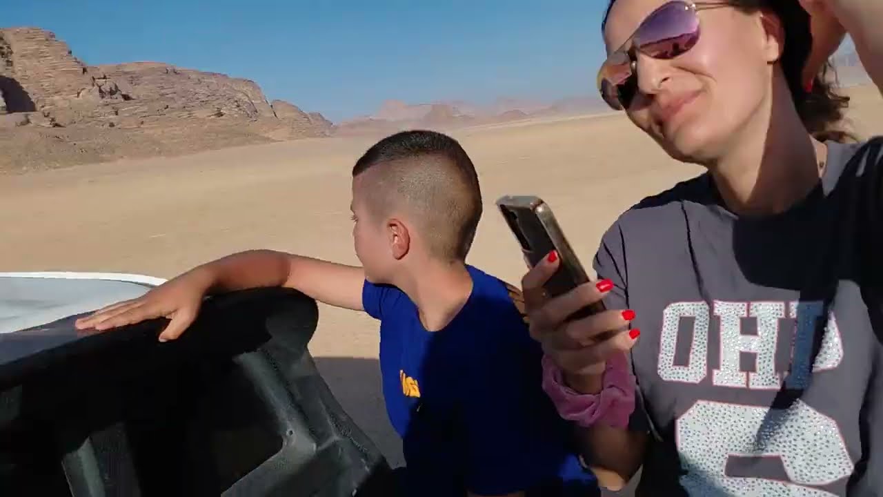 Wadi Rum desert صحراء وادي رم - الأردن Jordan