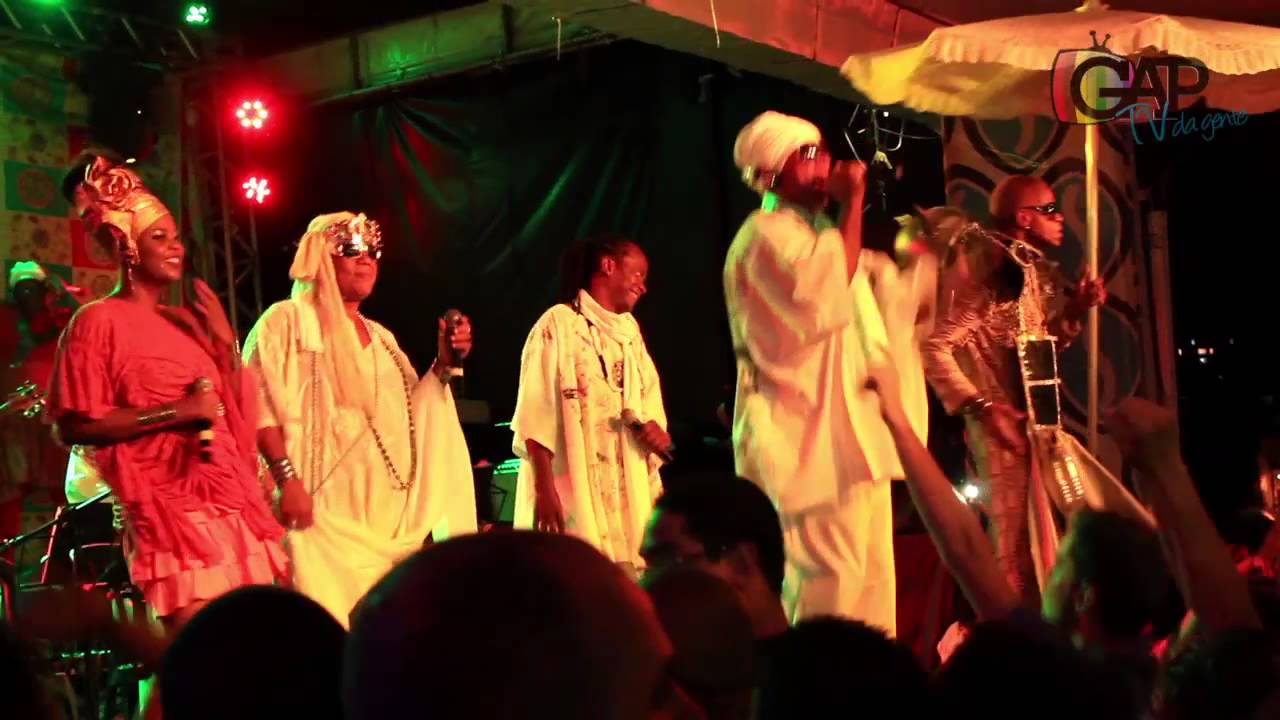Cortejo Afro no Pelourinho [HD] - 24 de fevereiro de 2014