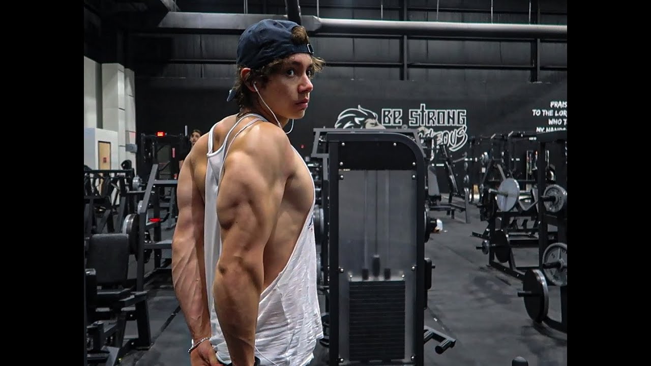 This pump was crazy | Bulked up upper day as a 16 year old bodybuilder