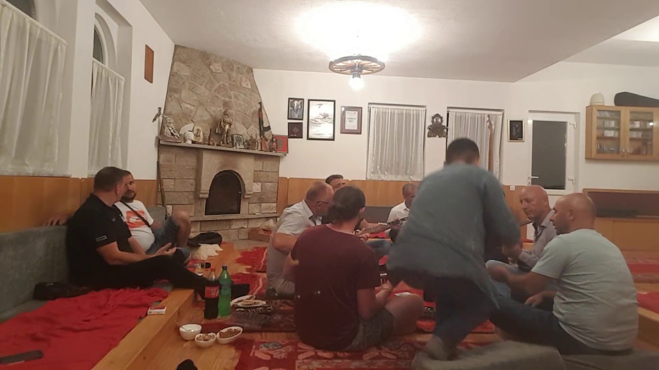 Knoma bilbil kangen, Karafil ne baqe, More Pellumb, Kaperceva Drinin