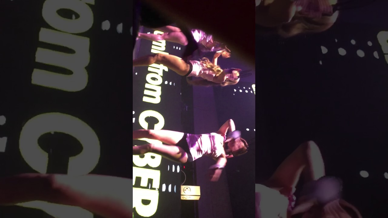 cyber japan dancers 2016 10.31
