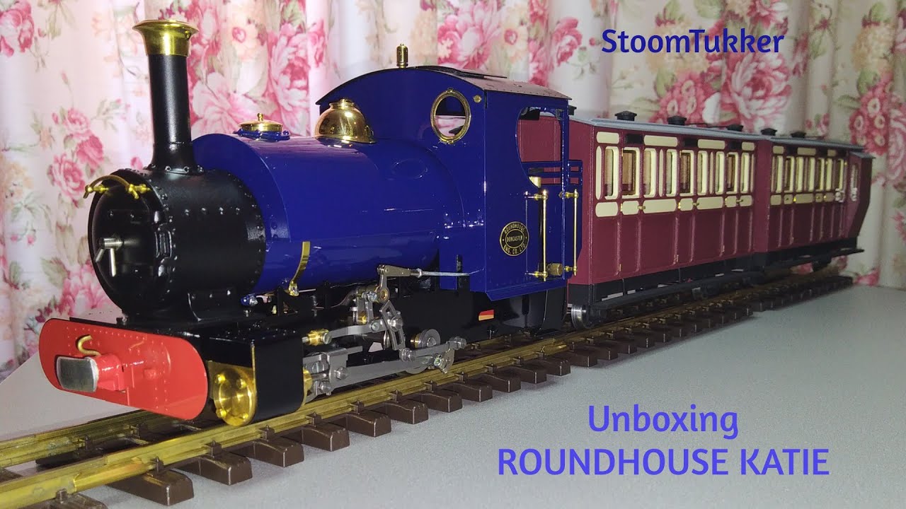 Unboxing Roundhouse Katie