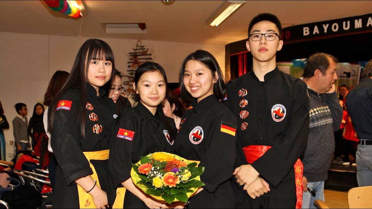 Dòng Máu Lạc Hồng - Phái võ Nam Hồng Sơn Berlin