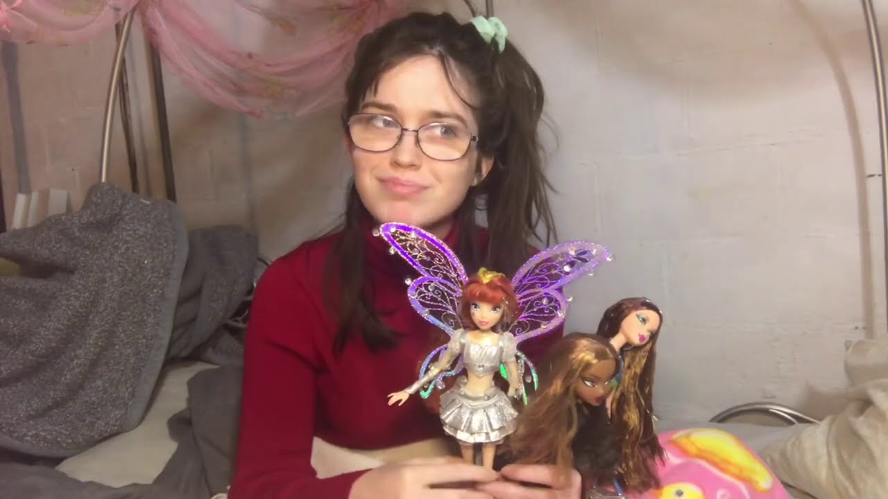 Why do u collect dolls? Just chatting :)