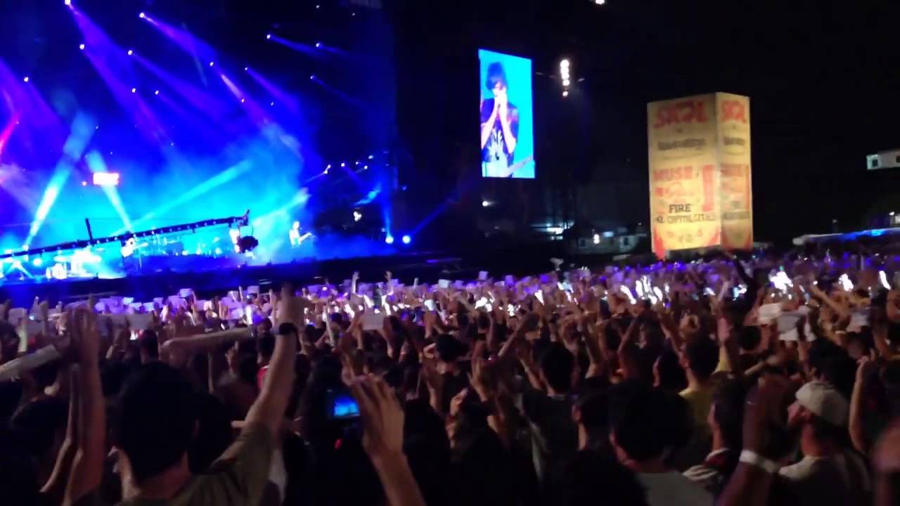 Muse - Man with a Harmonica/ Knights of Cydonia - Live Lollapalooza Brazil 2014 (Multicam)