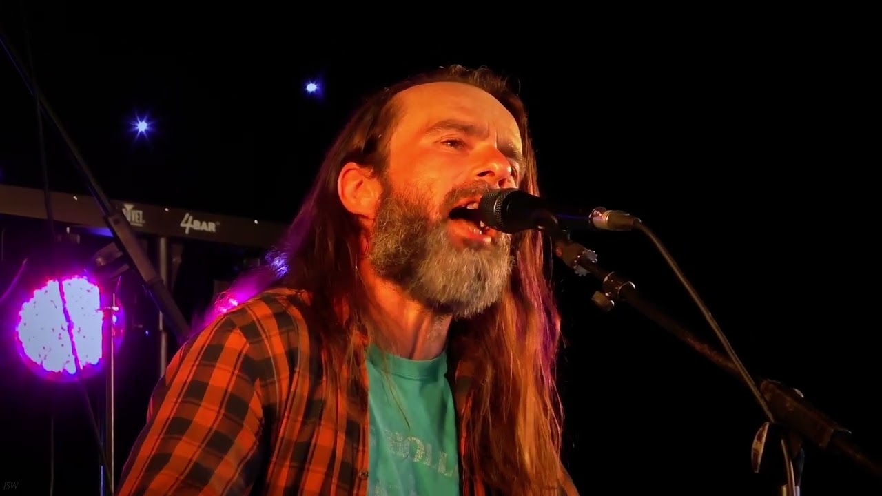 McHale's Permanent Brew - Cracks (HD) @ Bournefest