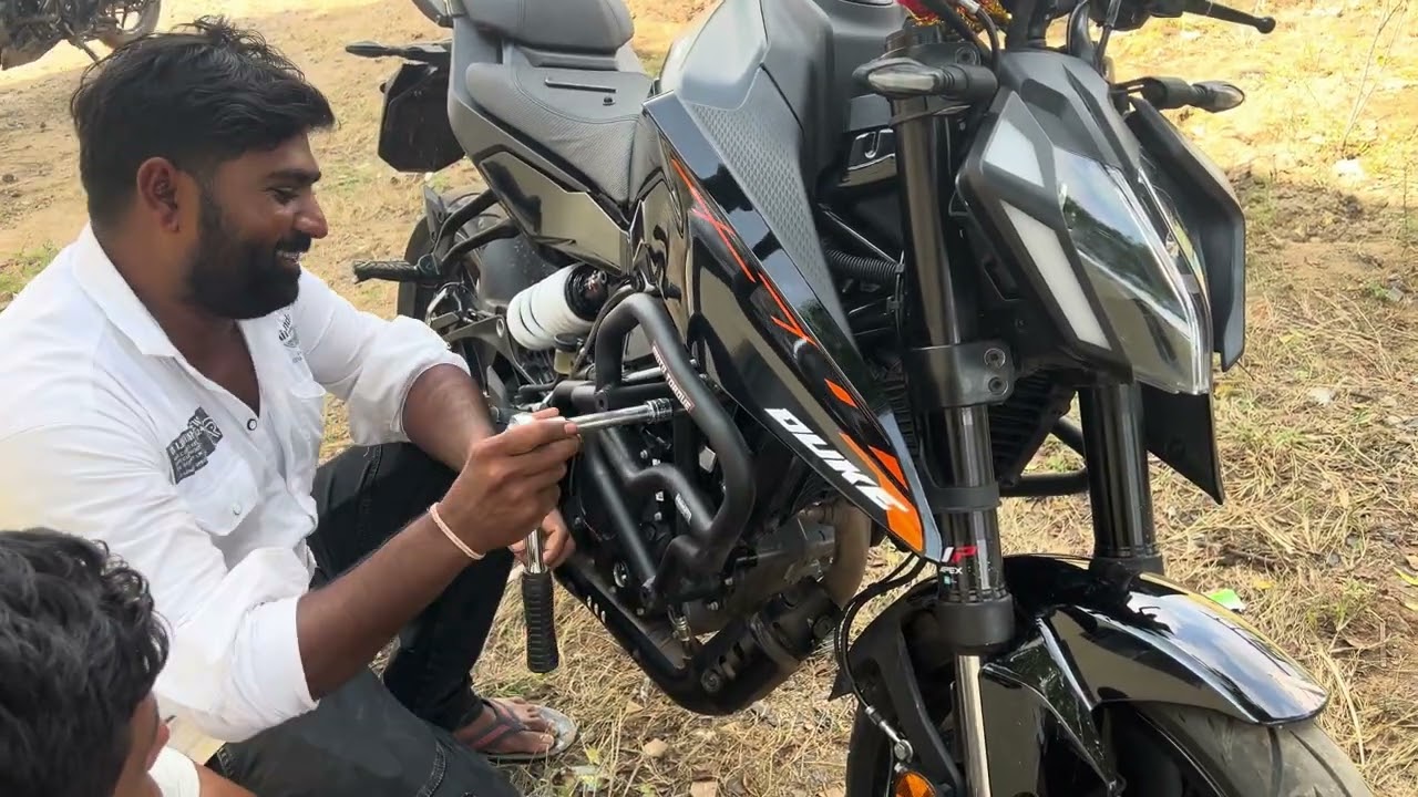 New crash guard for in duke 250 gen 3☠️☠️.#duke250 #crashguard #ktm #youtubevideo #youtubevideos 