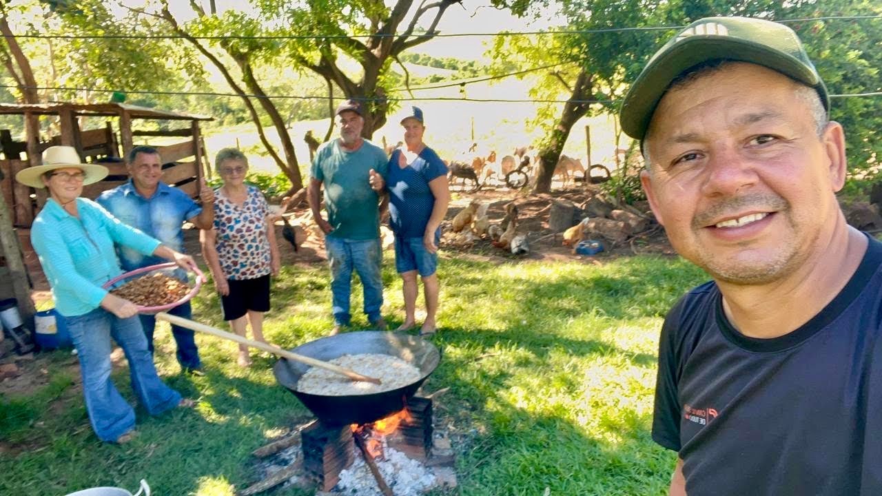 Carneamos um Porco em Casa! Dia de Muito Trabalho, Comida Boa e Companhia Melhor Ainda