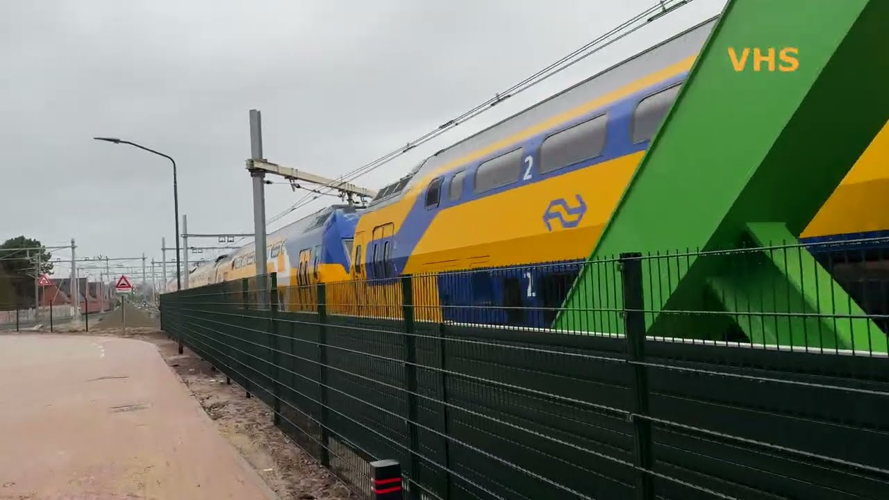 VHS Fiets/Voetgangersbrug over N65 geopend