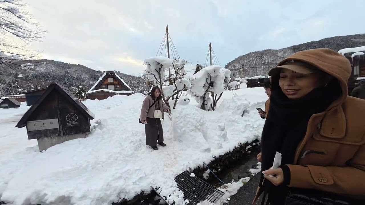 Muita neve shirakawa go ⛄ aldeia na região de gifu patrimônio mundial da unesco 