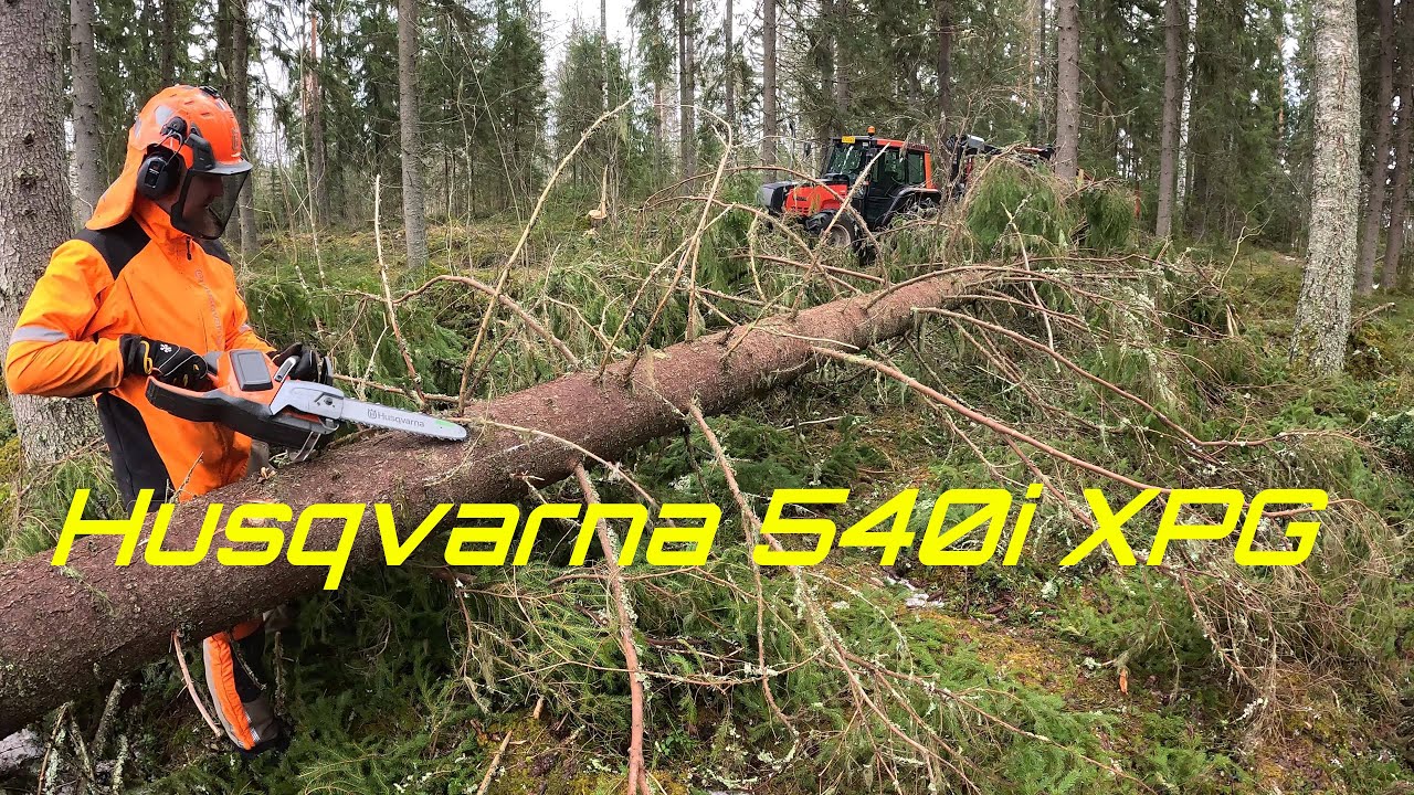Akkusahalla tuulikaatoja? Tekeekö mitään? | Logging with battery saw? Any good?