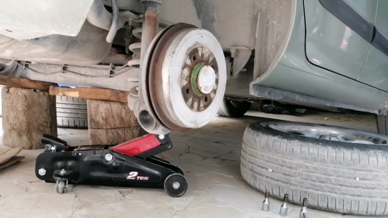 Clio 2 arka balata (kampana) temizliği ve fren ayarı