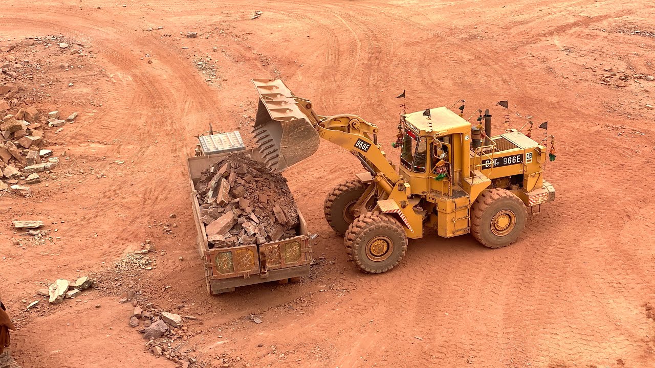 Massive Rocks Loaded by Caterpillar |Caterpillar vs Mountain Boulders : Heavy equipment machine