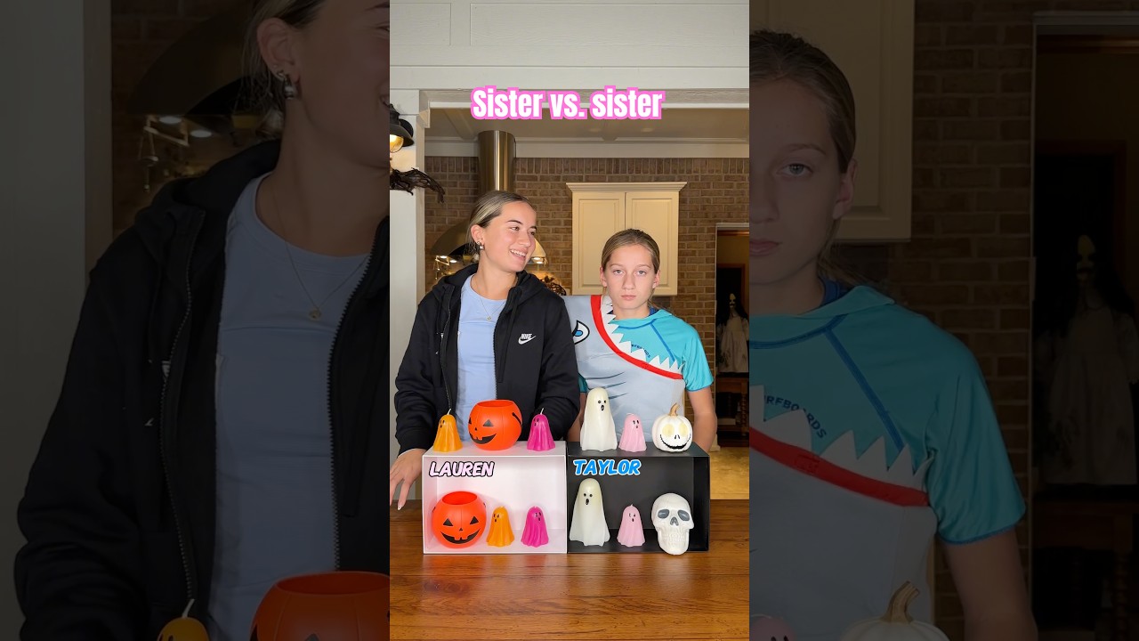 Who&rsquo;s watching them in the background??👀#halloween #halloweengames