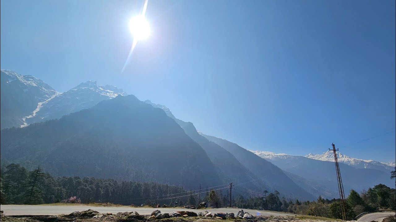 The Yumthang Valley or Sikkim Valley of Flowers sanctuary🌸🌼