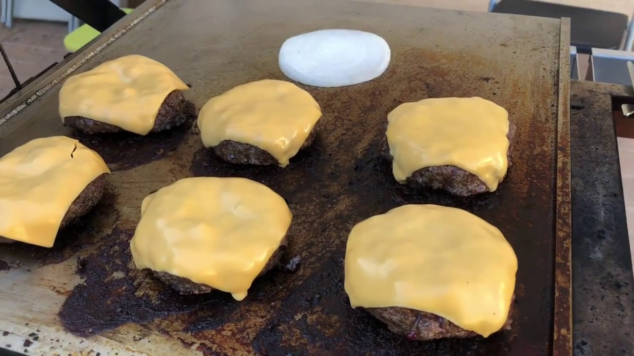 GRILLING BISON BURGERS STEP BY STEP! (DELICIOUS)