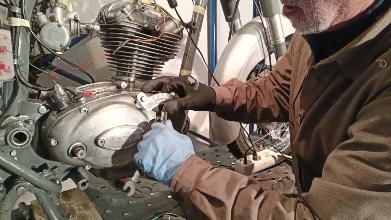 Ducati 160 ts puesta a punto II